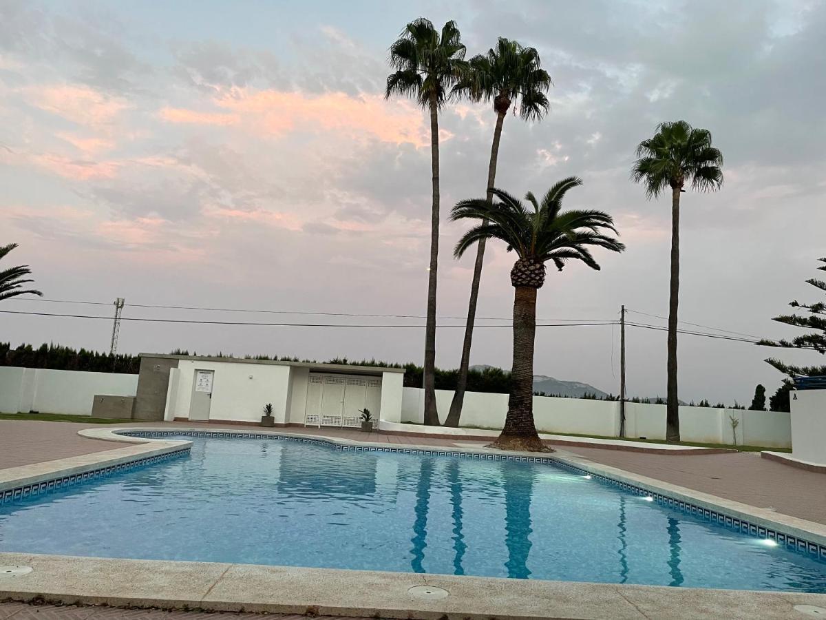 Apartamento 4 Personas, Amplias Terrazas Y 2Oo Mt De La Playa Denia Luaran gambar